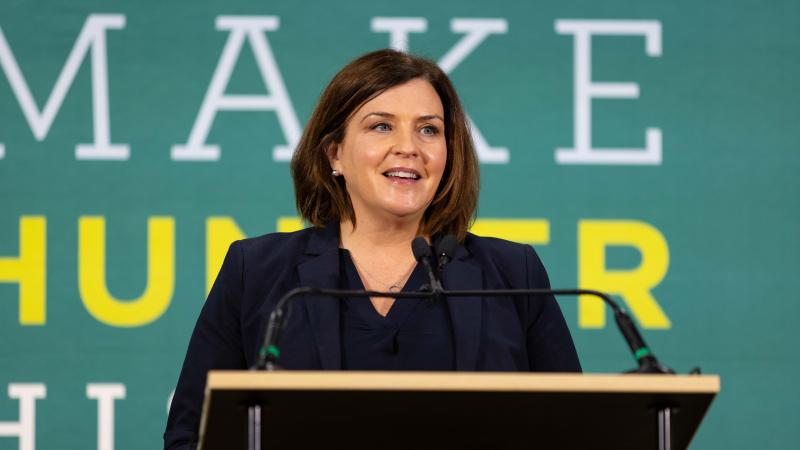 Second Harvest Heartland CEO, Allison O'Toole speaks at a podium