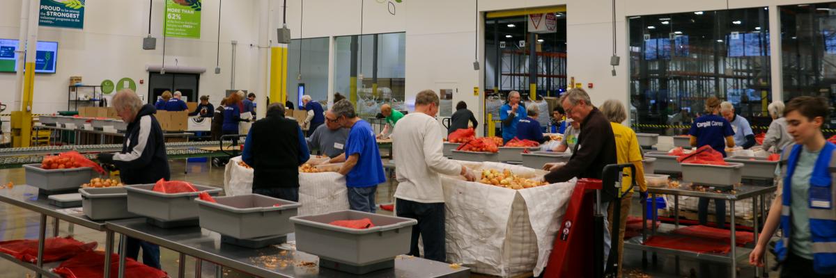 Volunteers at Second Harvest Heartland