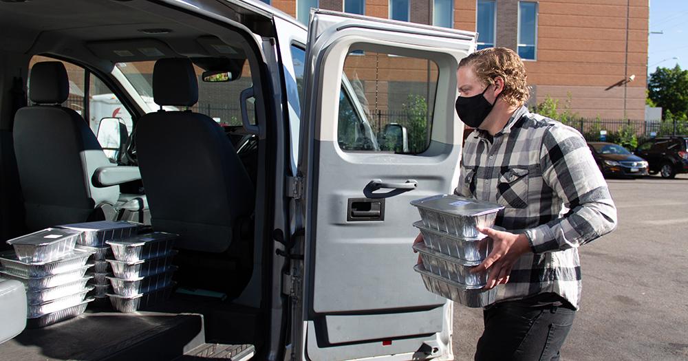 Loading meals into delivery