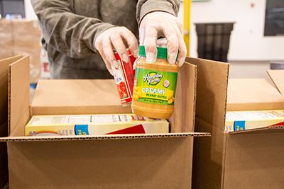How Two Multitasking Volunteers Are Helping End Hunger