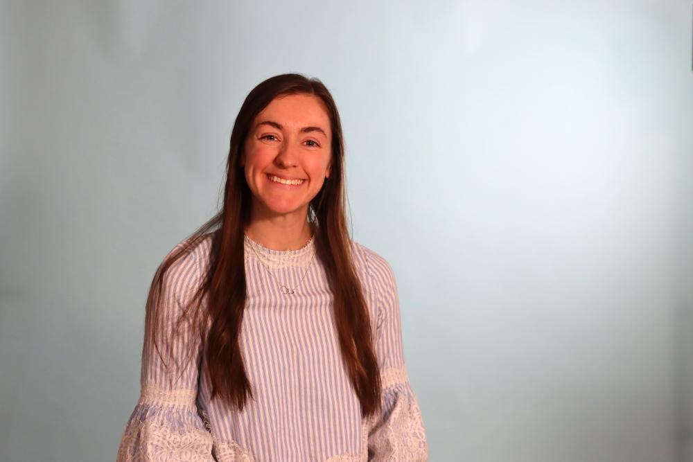 Portrait Headshot of Maddie Archbold