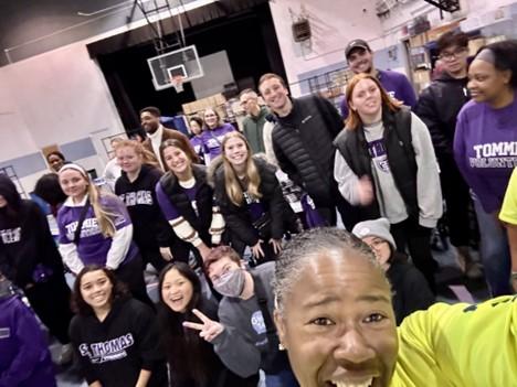 Students volunteering