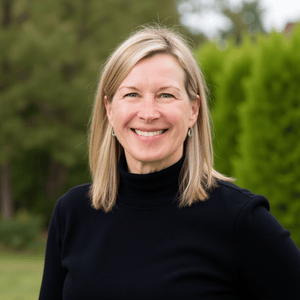 Headshot of Julie Greene
