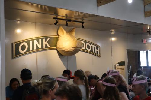 the oink booth