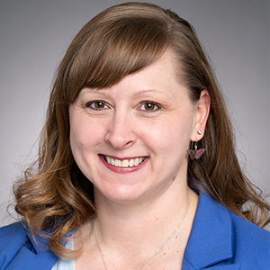 Headshot of Amanda Hemmingsen-Jaeger